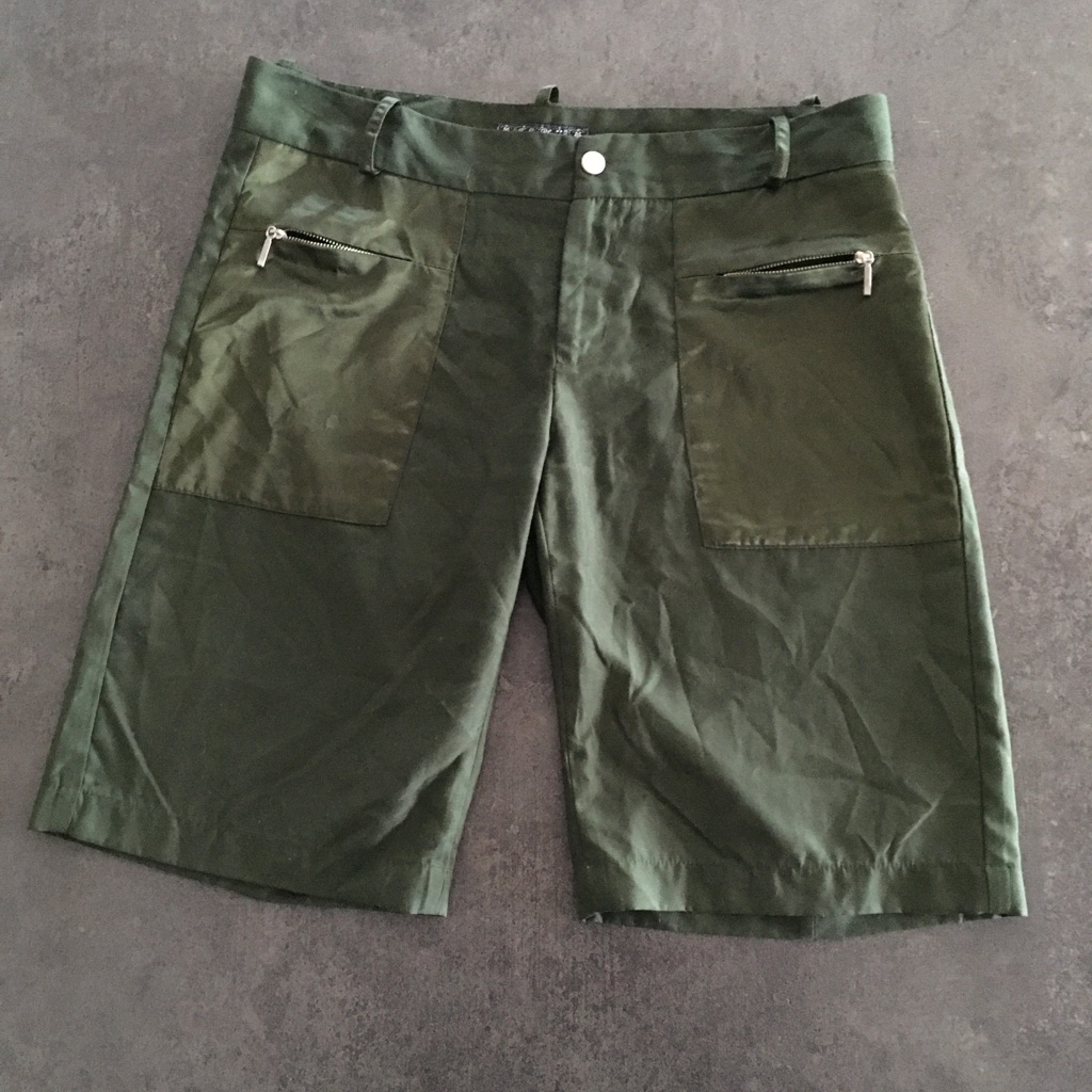 Green Vintage Zipper Pocket Shorts Woman’s Medium/40